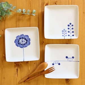Hasami ware Main Plate Porcelain Flowers Dishwasher Safe 14cm Made in Japan