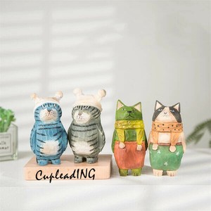 【2024新作】激安セール 木彫り 木製工芸品 オリジナル 猫の置物 卓上置物 書斎置物 装飾品 癒し系創