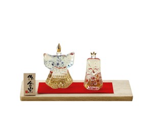 錦桜立雛