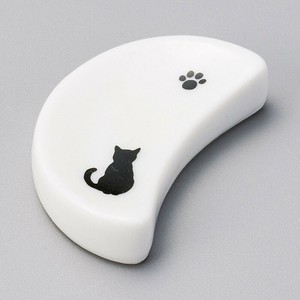 [美濃焼 食器] シルエット猫（すわり）半月箸置 [minoware TOKI 陶器]