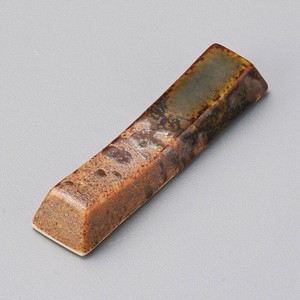 [美濃焼 食器] 織部吹細角 はしおき [minoware TOKI 陶器]