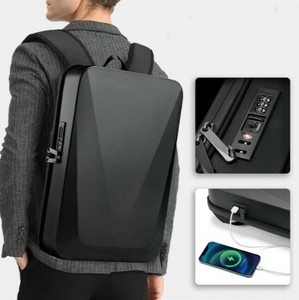 リュック・デイパック ハードシェル パソコンバッグ メンズ ファッション BQ6448