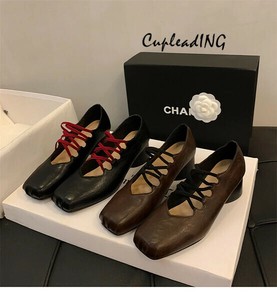 シーズン商品 INSスタイル レトロ ゴム紐 歩きやすい シングルシューズ フリル スクエアトゥ パンプス