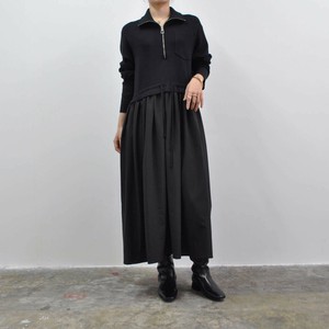【SALE】異素材ジップワンピース（アイボリー・ブラック）痩せ見え　タートルネック　きれいめ
