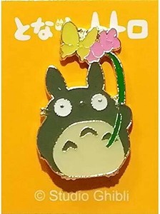 スタジオジブリ　となりのトトロ　ピンバッチ　トトロ　花　アクセサリー
