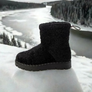 Boots Fluffy