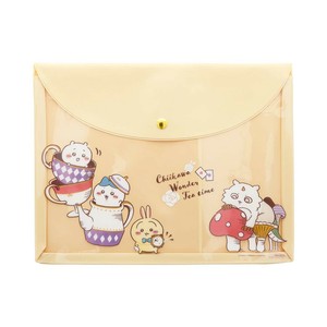 【ファイル】ちいかわ フラットケースA5 ワンダーランド