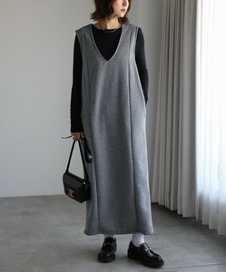 洋装/连衣裙 V领 马甲裙