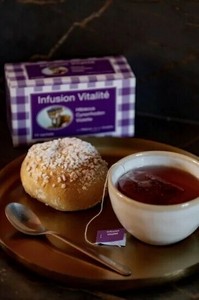 フランス　トゥールーズより直輸入　すみれの紅茶 ティーパック