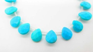 ☆天然☆【本トルコ】☆【スタビライズドターコイズ】☆連☆パーツ☆平ツユカット9×11×4-5mm☆20粒