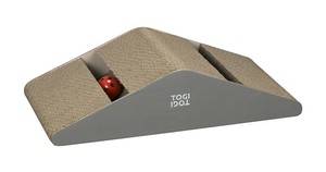 レザー調爪とぎ TOGITOGI　マウンテン　ペット用品/爪研ぎ/リバーシブル