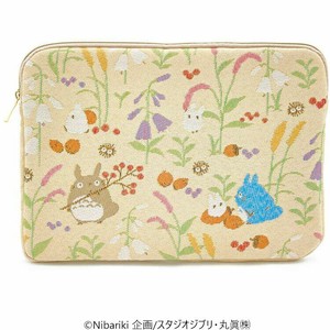 スタジオジブリ となりのトトロ 秋のひととき マルチケース　タブレットケース　小物入れ