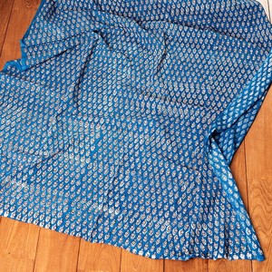 Fabrics Indigo Botanica 90cm