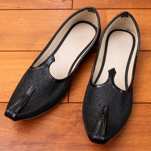 Shoes black