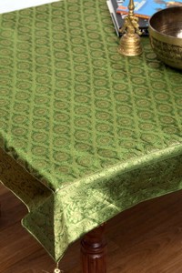 Table Green 105cm x 105cm