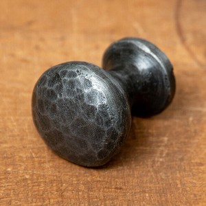 槌目仕上げ アイアンプルノブ ヴィンテージ調 直径2.4cm