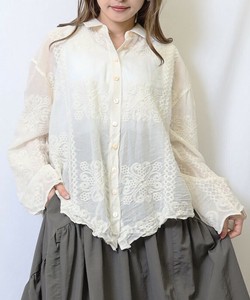 【2025新作】  夏の日よけ対策に♪コットン100％小さめ襟の刺繍ブラウス　　BRILLANTE大阪
