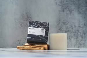 #DIvina パロサント香木石鹸  無添加 180g 天然由来成分100％