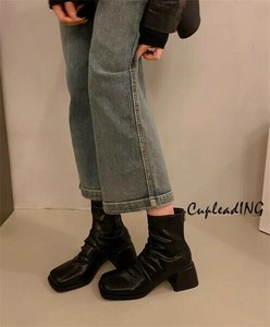 ＜SALE＞早い者勝ち ショートブーツ オールシーズン スクエアトゥ 痩せたブーツ 歩きやすい ショート