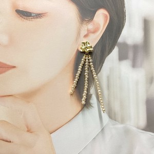 ピアス　個性的　ゴールド　パール　ロング