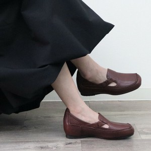 【天然皮革】脚長効果のあるインヒールシューズ