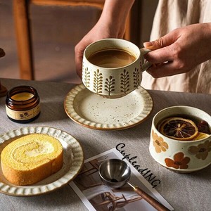 ≪予約商品≫激安セール 粗陶 コーヒーカップ 一杯一皿セット コーヒーカップソーサー レトロ つばめ模様