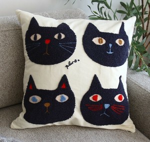 Plune. クッションカバー　「キャトルミミココモモ」　オシャレ　かわいい　北欧風デザイン