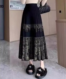 スカート ニット 厚手 刺繡   ゆったり 快適 レディース ファッション  BQ6766