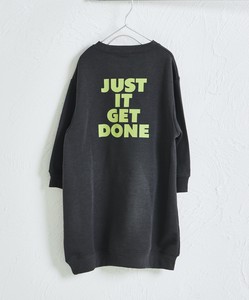 【軽やかスウェット】裏毛 バックプリント コクーンワンピース