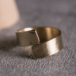 Gold-Based Ring 6mm Made in Japan