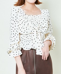 《前後2WAY×スクエアネック》レディース シャーリングブラウス 体型カバー 春夏秋