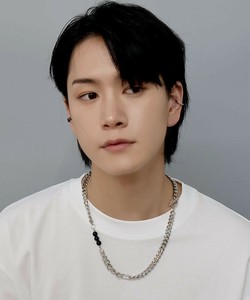 マンテル コンビネーション ネックレス 軽量　韓国製