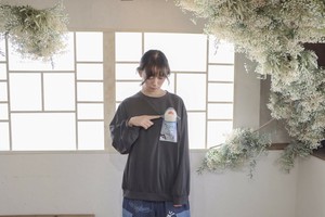 サメ ぬいぐるみ キーホルダー付き 自販機プリント Tシャツ 長袖 レディース メンズ