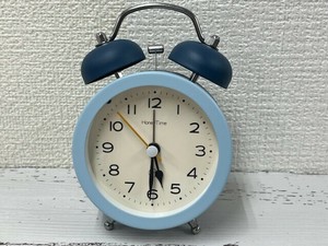 人気のデザインに丸型新入荷！ツートンカラーの可愛い目覚まし時計T207