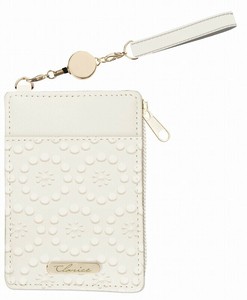 Pass Holder Ivory