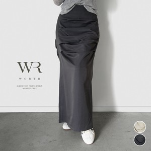 【2025/SS/新作】〈ボトムス〉程よいハリ感と立体的なシルエットが魅力◎脇タックスカート