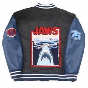 ジョーズ ブルーバックシャーク スタジャン(L)　アウター メンズ