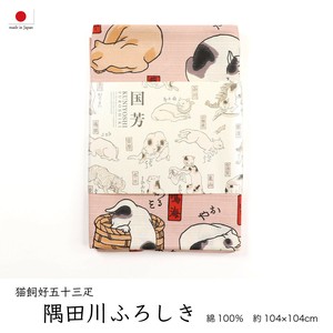 日用品 104 x 104cm