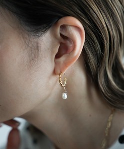 Pierced Earringss