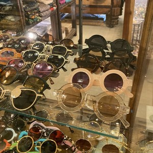 太阳眼镜 米色 黑 圆形 粉色 5颜色