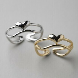 Silver-Based Plain Ring Bird