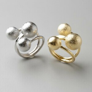 Silver-Based Plain Ring Bird
