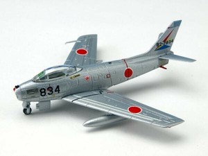 7686　F-86F-40 セイバー 航空自衛隊 総隊司令部飛行隊 1/200スケール