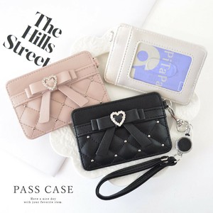 Pass Holder Quilt Bijoux