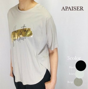 【2025年　春・夏　新作】箔ライン英字ロゴプリントTシャツカットソー