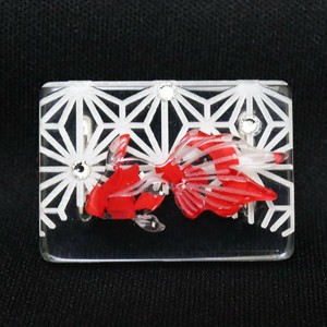 【 帯留め 】夏帯留 彫角 金魚 レッド (1173-1632-010)
