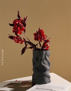 シーズン商品 しわの花瓶 花瓶 陶器「2025新作」