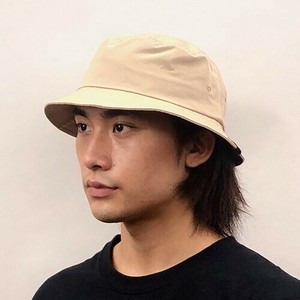 【25年春夏】【定番】【XLサイズ】シンプルなロゴパッチが付いたバケットハットです。