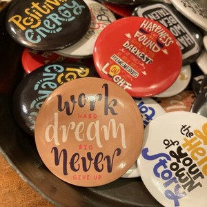 Brooch Can Badge BIG
