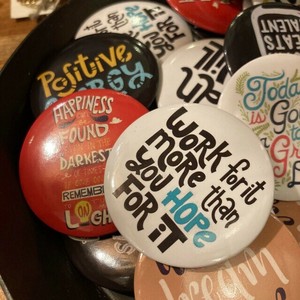 Brooch FOR IT Can Badge